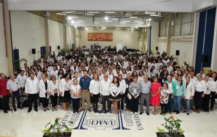 Inician las actividades el tercer congreso de la Facultad de Medicina Humana de la UNACH