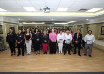 Voluntariado del Poder Judicial promueve la prevención del cáncer con expertos del Sector Salud