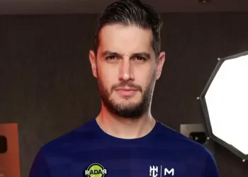  Adrián Marcelo aclara su estado de salud