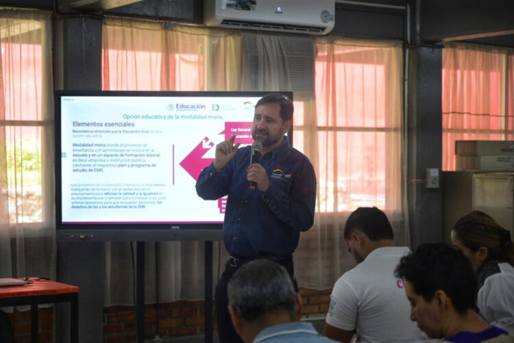 Se fortalece la Educación Dual con capacitación en el CECyT 01 San Fernando