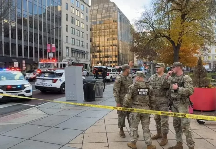 Disparan a dos miembros de la Guardia Nacional cerca de la Casa Blanca; detienen al tirador
