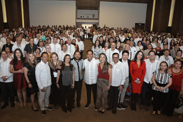 Asiste Eduardo Ramírez a la conmemoración del 24 aniversario de la ASE de Chiapas