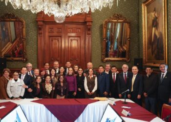 Eduardo Ramírez Aguilar participa en reunión encabezada por la presidenta Claudia Sheinbaum