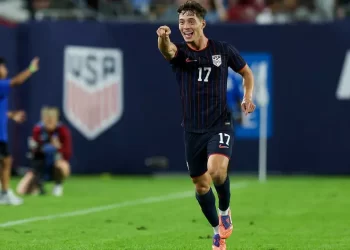 Estados Unidos cierra el año goleando a Uruguay