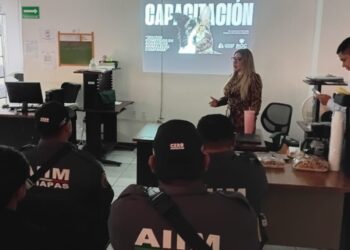Capacitan a personal de la Fiscalía Ambiental sobre delitos cometidos en agravio de animales de compañía