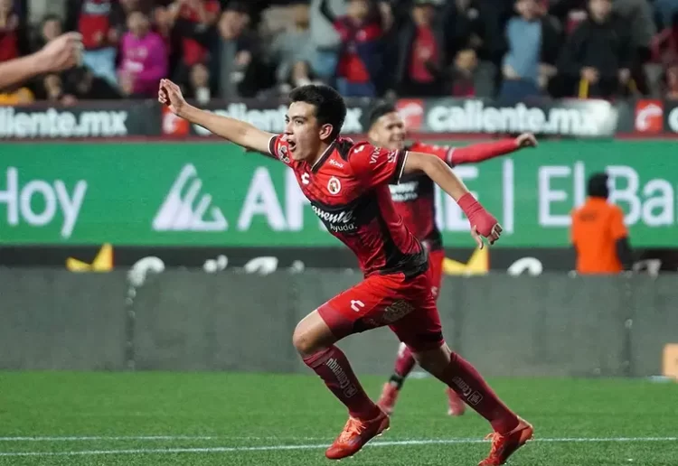 Talentoso chamaco, la Liga MX alaba a Morita