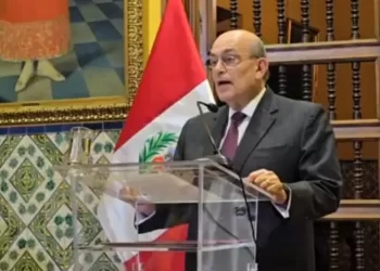 Perú rompe relaciones diplomáticas con México