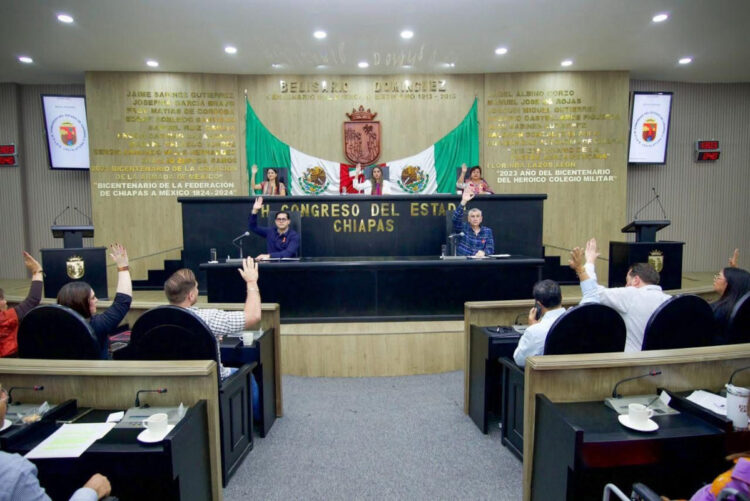 Con reforma al Código Civil, fortalece Congreso decisión de padres sobre apellido de sus hijos