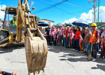 Arranca obra de pavimentación en La Garita con inversión histórica