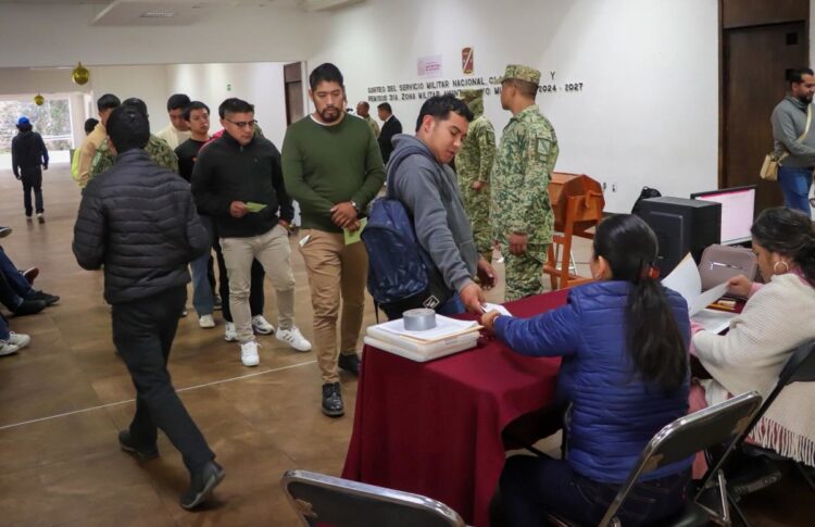 Realizan sorteo del SNM en San Cristóbal de Las Casas 