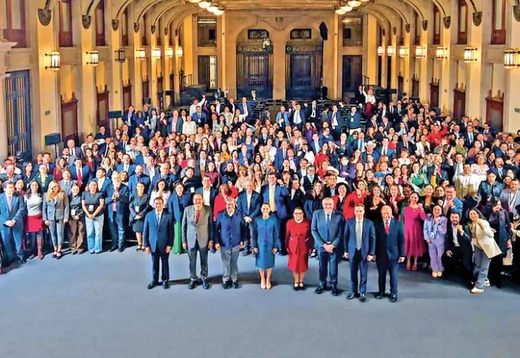 Sheinbaum pide a morenistas afianzar territorio