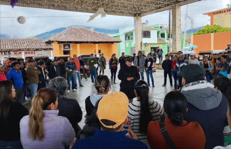 SSP capacita en Educación Vial a conductores y propietarios de moto taxis en Jitotol