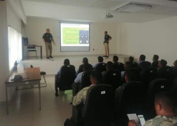 Refuerza SSP la adopción de una cultura vial preventiva con personal de la Semar