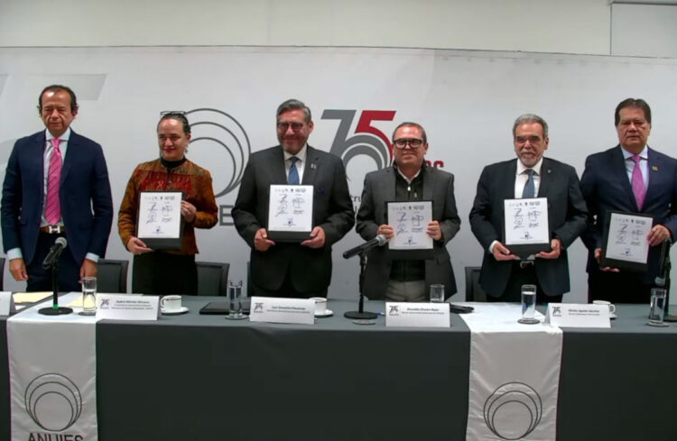 Suscribe UNACH convenio con la Comar