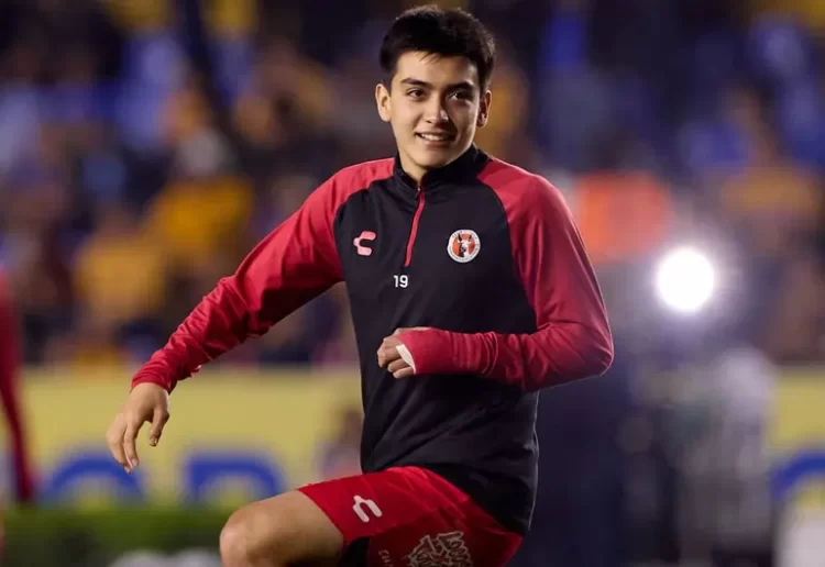 Agente de Gilberto Mora revela a sus pretendientes