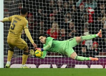 Arsenal avanza en Copa tras dramática tanda de penales