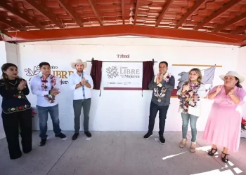 En Tzimol, Eduardo Ramírez inaugura Centro LIBRE y arranca trabajos para proteger Las Tres Tzimoleras