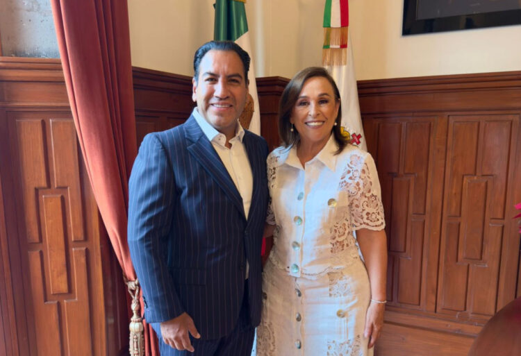 Asiste Eduardo Ramírez al Primer Informe de la gobernadora de Veracruz, Rocío Nahle