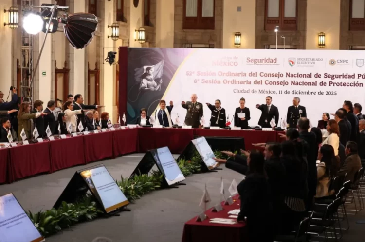 Eduardo Ramírez asiste a Sesión del Consejo Nacional de Seguridad, encabezada por Claudia Sheinbaum