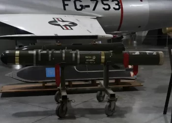 Estados Unidos venderá 2 mil 680 mdd en misiles a Canadá