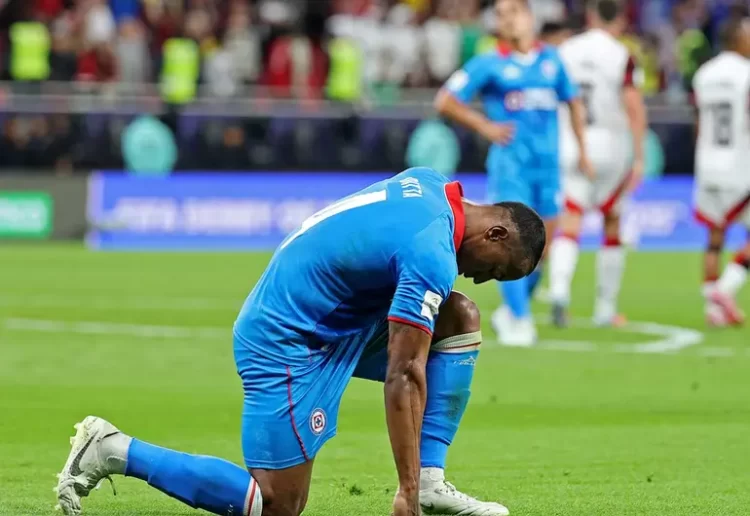 Flamengo pone fin al sueño Intercontinental de Cruz Azul