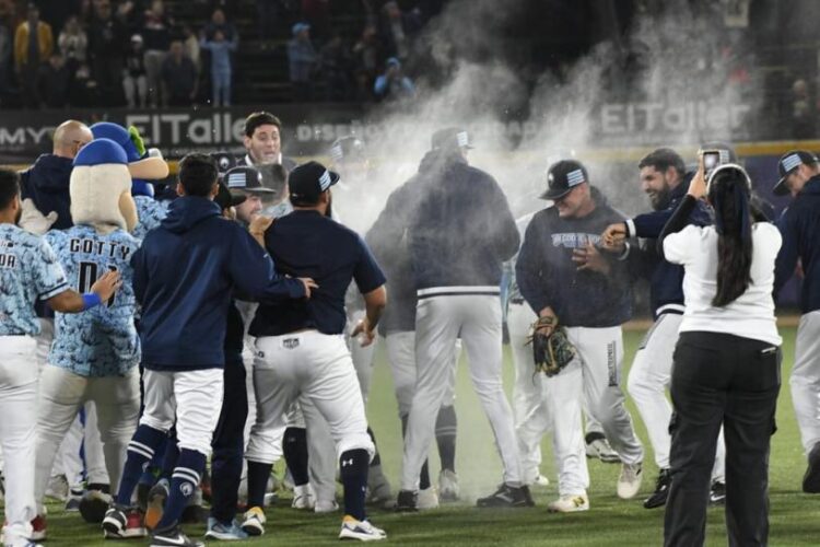 Guasave se mete a playoffs con walkoff y se definen los ocho clasificados