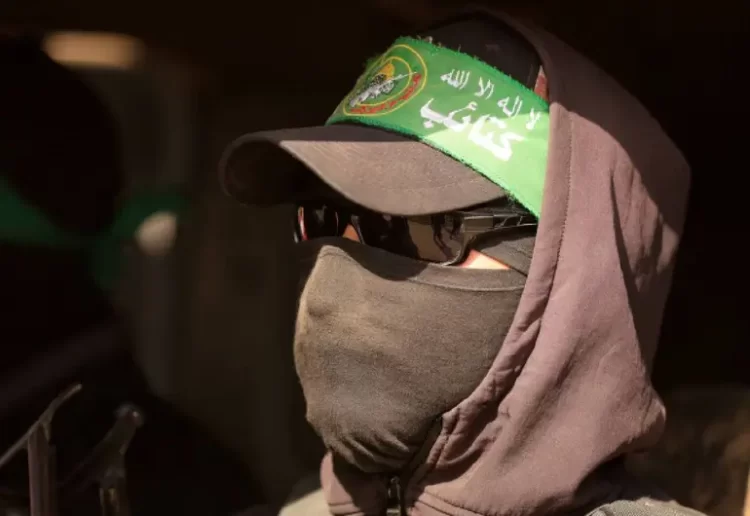 Hamas propone congelar sus armas a cambio de tregua en Gaza