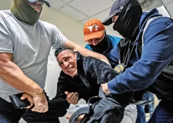 Tercio de inmigrantes detenidos, sin historial penal