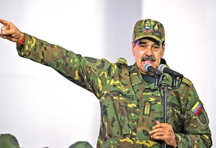 Maduro pide ayuda a aliados petroleros contra EU; denuncian ‘crimen de guerra’