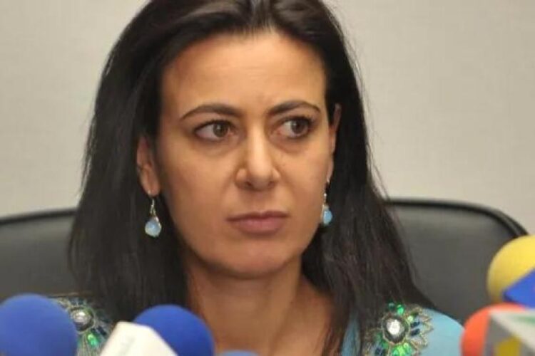 Mamá de Paulette demanda a Netflix por daño moral y exige una indemnización millonaria