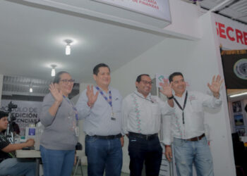 Secretaría de Finanzas pone a tu alcance el módulo de licencias en la Feria Chiapas 2025