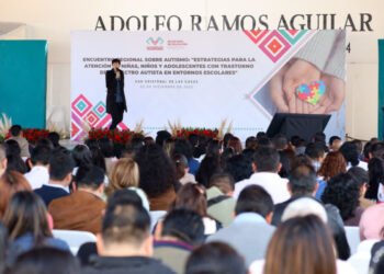 Reflexiones educativas sobre el autismo avanzan por todo Chiapas