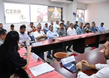 Fortalecen la transparencia con la entrega de Constancias del Registro de Contratistas 2025