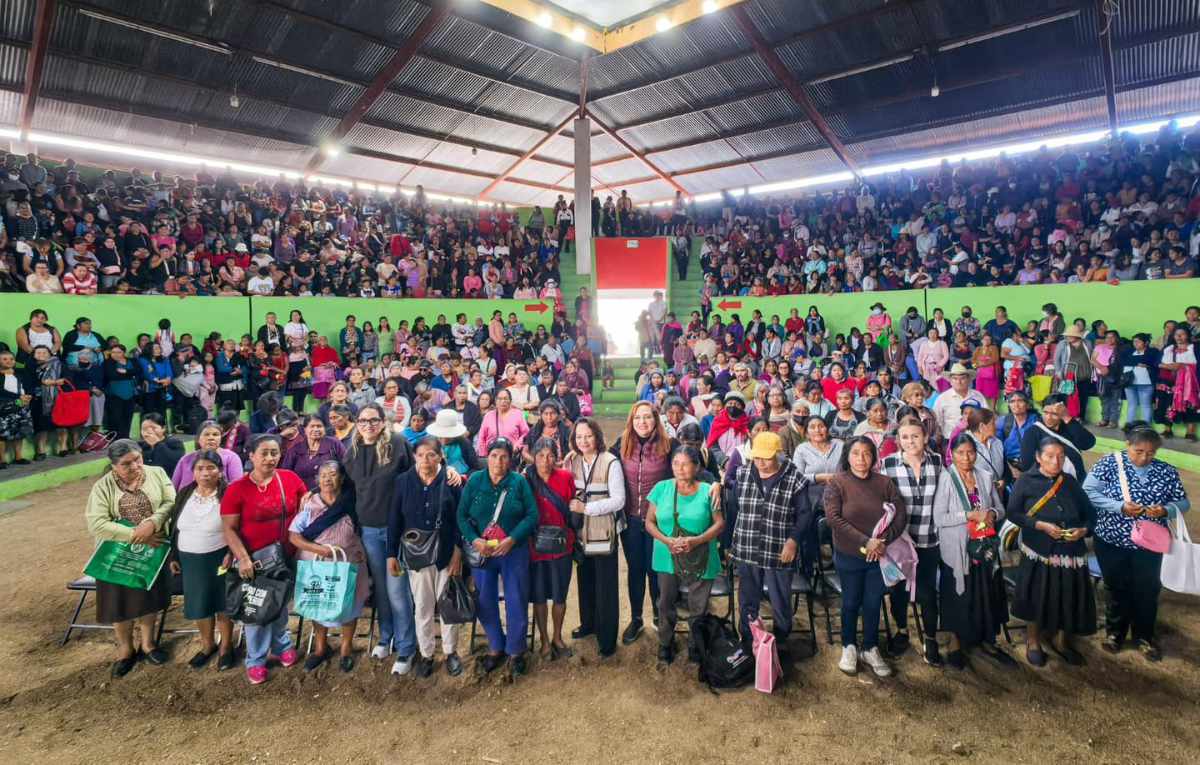 Fabiola Ricci impulsa acciones en favor de las mujeres de San Cristóbal