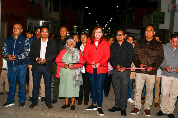 Inauguran nuevo alumbrado público en Nueva Palestina 