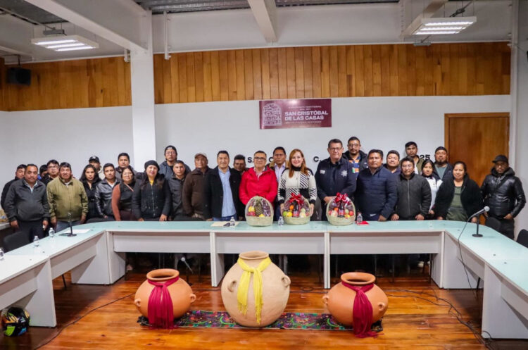 Fortalecen Ayuntamiento de SCLC y transportistas trabajo coordinado 