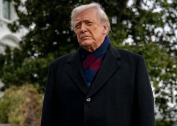 Trump condena tiroteo en Sídney; autoridades locales dicen que autores eran padre e hijo