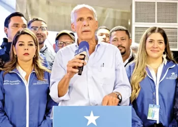 ‘Tito’ Asfura, candidato favorito de Trump lidera la elección presidencial
