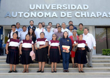 Trabajan UNACH y Ayuntamiento de Larráinzar en la construcción del Modelo de Vinculación Social Integral