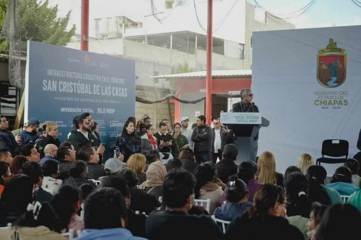 Participan Cecytech y TBC en entrega de becas para alfabetización en la región Altos