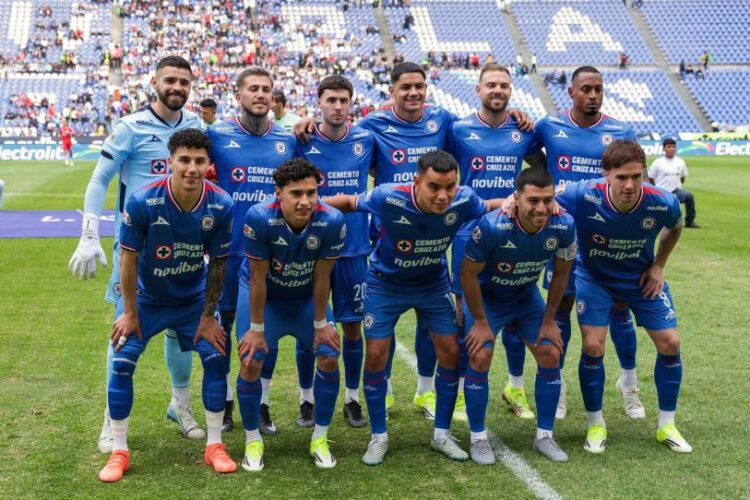 Cruz Azul pelea por el millón de dólares al cierre de la temporada