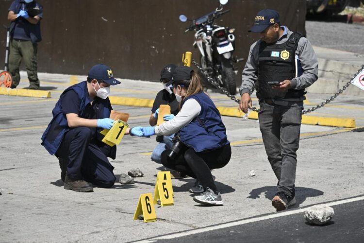 Miedo y calles vacías marcan el inicio del estado de sitio en Guatemala