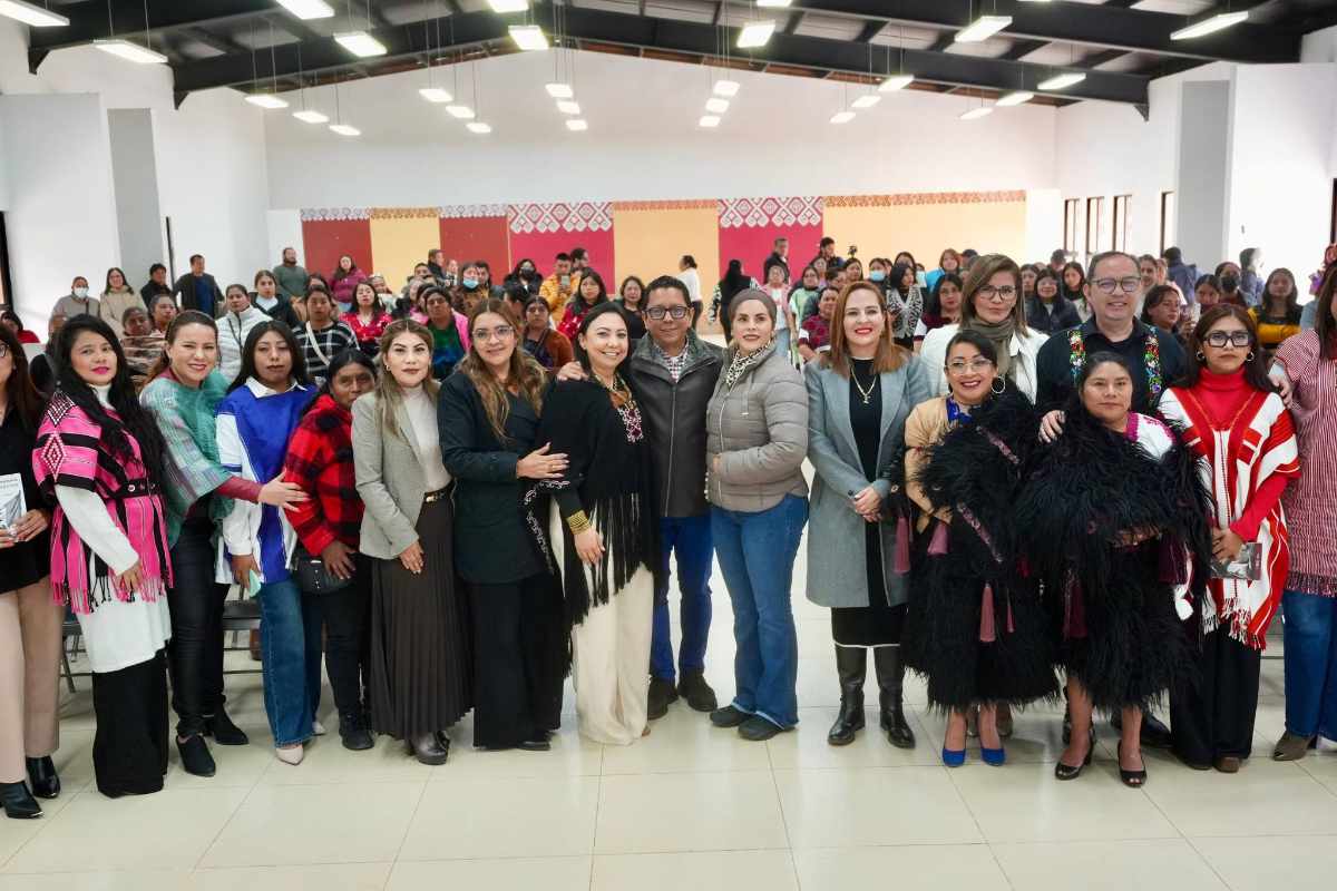 Mujeres víctimas de violencia contarán con botón de alerta conectado al C5: Llaven Abarca