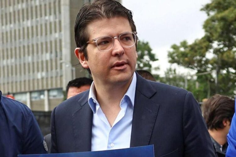 Fiscalía de Colombia imputará a jefe de organismo de protección por caso Miguel Uribe