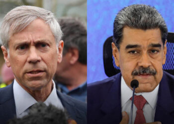 Nicolás Maduro define a su defensa; elige al abogado de Julian Assange