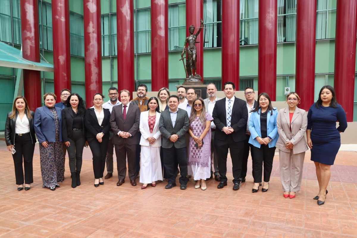 Moreno Guillén realiza visita institucional a la sede del Poder Judicial de la Federación