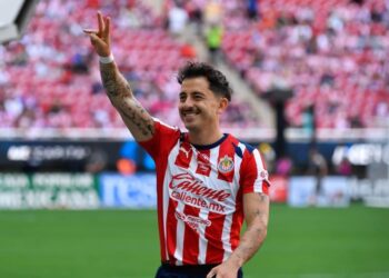 Pachuca hace oficial el fichaje de Alan Mozo