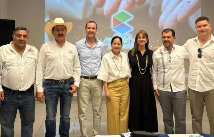 Secretario del Campo realiza intensa gira en Tapachula 