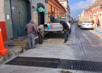 Refuerzan mantenimiento urbano en la zona centro de San Cristóbal