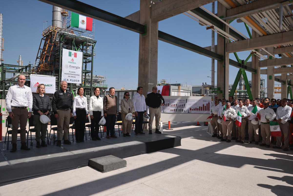 Pemex recupera su capacidad de refinación: Claudia Sheinbaum